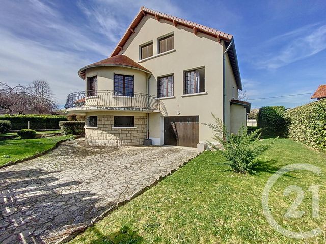Maison à vendre - 8 pièces - 186 m2 - Gannat - 03 - AUVERGNE