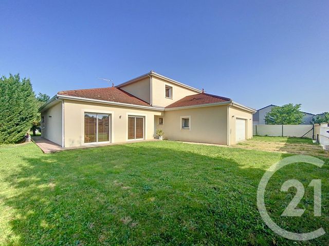 Maison à vendre - 6 pièces - 200 m2 - Gannat - 03 - AUVERGNE