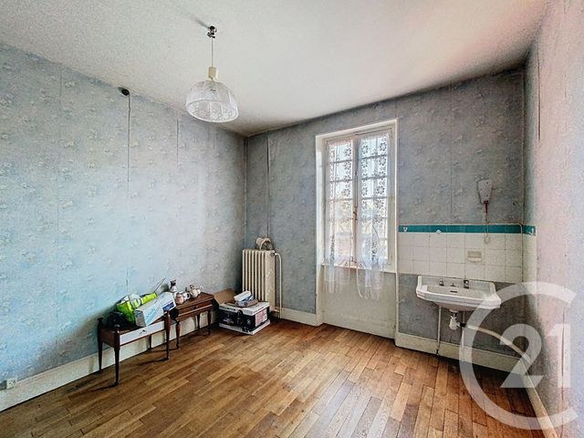 Maison &agrave; vendre - 4 pi&egrave;ces - 71,10 m2 - Ebreuil - 03 - AUVERGNE