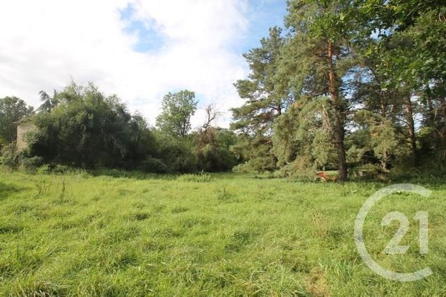 Terrain à vendre - 1300 m2 - Villeneuve Les Cerfs - 63 - AUVERGNE