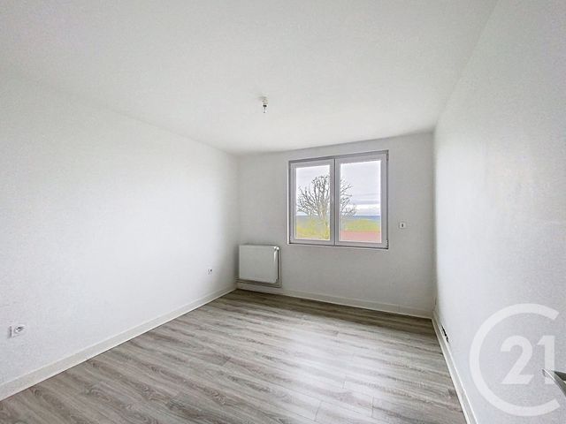 Afficher la photo en grand Maison à vendre - 5 pièces - 112,82 m2 - Chaptuzat - 63 - AUVERGNE