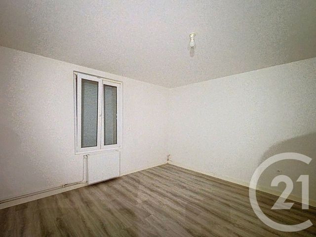 Afficher la photo en grand Maison à vendre - 5 pièces - 112,82 m2 - Chaptuzat - 63 - AUVERGNE