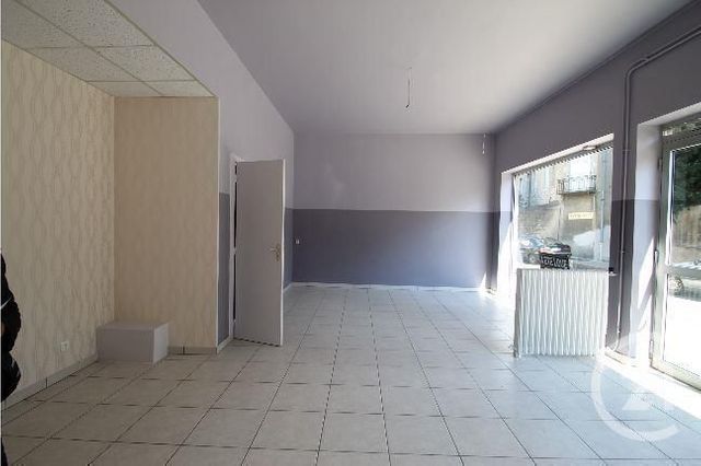 appartement à louer - 2 pièces - 42 m2 - Gannat - 03 - AUVERGNE