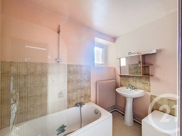 Maison à vendre - 8 pièces - 200 m2 - Gannat - 03 - AUVERGNE