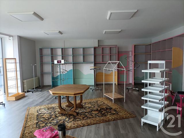 Appartement &agrave; louer - 2 pi&egrave;ces - 92,40 m2 - Chantelle - 03 - AUVERGNE