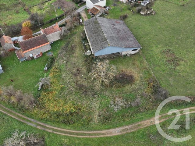 Maison à vendre - 1 pièce - 580 m2 - St Quintin Sur Sioule - 63 - AUVERGNE