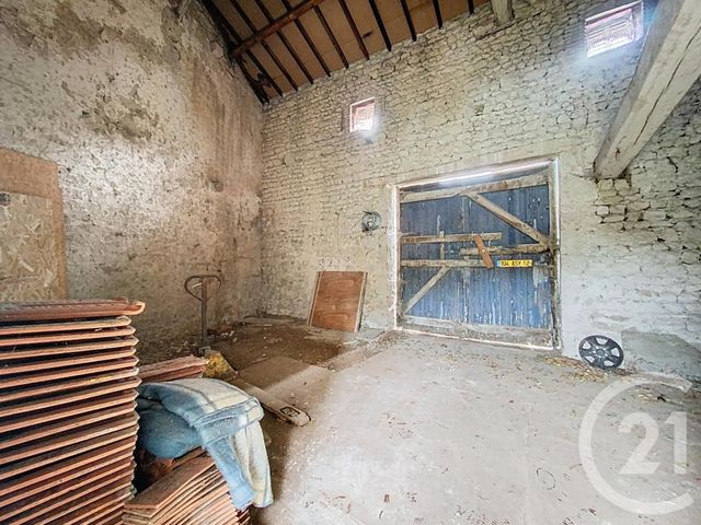 Maison à vendre - 1 pièce - 190 m2 - Charroux - 03 - AUVERGNE