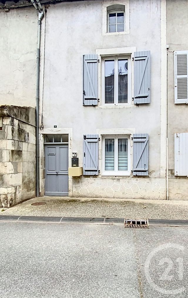 Maison à vendre - 7 pièces - 140 m2 - Ebreuil - 03 - AUVERGNE