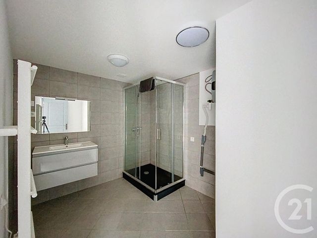 Maison à vendre - 7 pièces - 140 m2 - Ebreuil - 03 - AUVERGNE