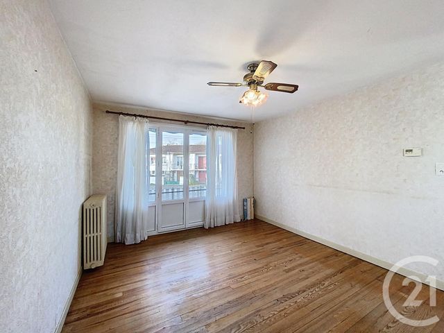 Maison à vendre - 4 pièces - 64,13 m2 - Gannat - 03 - AUVERGNE