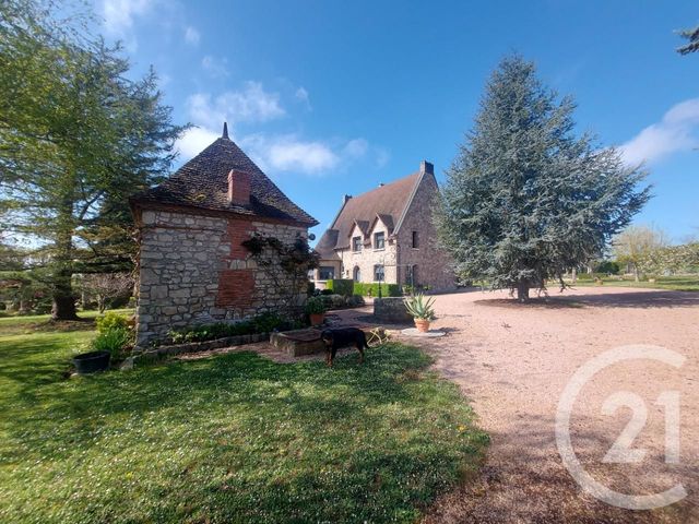 Maison à vendre - 7 pièces - 230,31 m2 - Aigueperse - 63 - AUVERGNE
