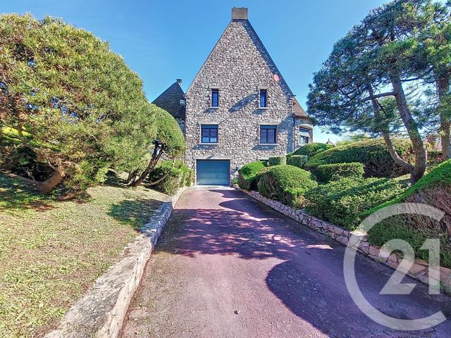 Maison à vendre - 7 pièces - 230,31 m2 - Aigueperse - 63 - AUVERGNE