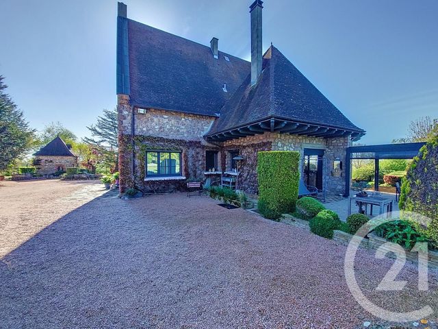 Maison à vendre - 7 pièces - 230,31 m2 - Aigueperse - 63 - AUVERGNE