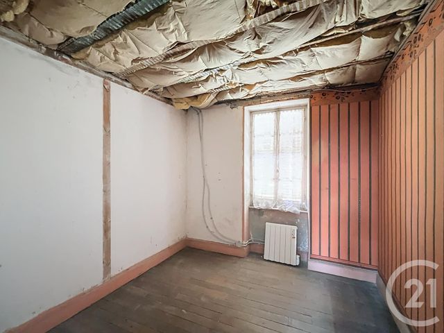 Maison à vendre - 7 pièces - 144 m2 - Ebreuil - 03 - AUVERGNE