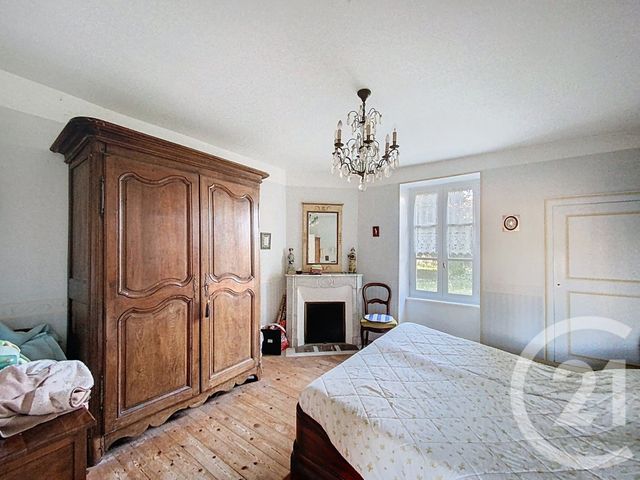 Maison &agrave; vendre - 10 pi&egrave;ces - 300 m2 - Charroux - 03 - AUVERGNE