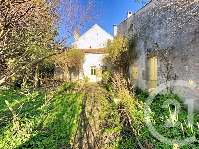 Maison &agrave; vendre - 10 pi&egrave;ces - 300 m2 - Charroux - 03 - AUVERGNE