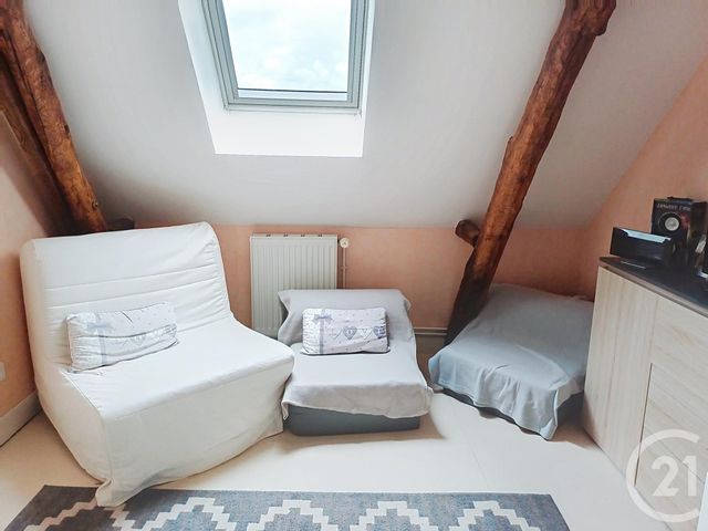 Maison &agrave; louer - 5 pi&egrave;ces - 97,07 m2 - Escurolles - 03 - AUVERGNE
