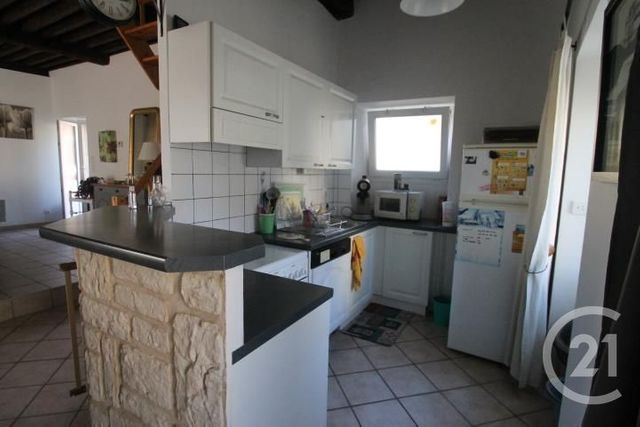 Afficher la photo en grand Maison à louer - 3 pièces - 82,73 m2 - Bussieres Et Pruns - 63 - AUVERGNE