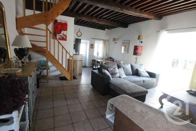 Afficher la photo en grand Maison à louer - 3 pièces - 82,73 m2 - Bussieres Et Pruns - 63 - AUVERGNE