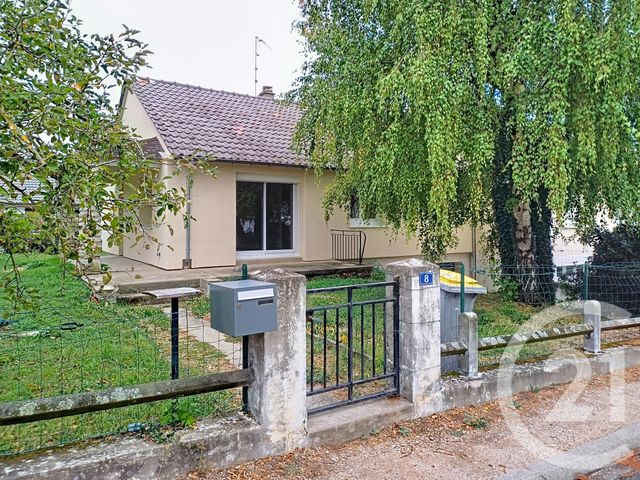 Maison &agrave; louer - 4 pi&egrave;ces - 112,19 m2 - Gannat - 03 - AUVERGNE