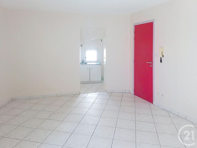 Appartement F2 à louer - 2 pièces - 38,78 m2 - Gannat - 03 - AUVERGNE