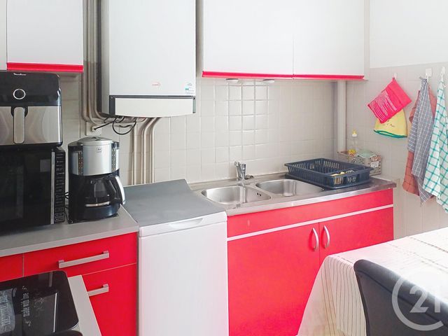 Appartement F4 à louer - 4 pièces - 70,87 m2 - Gannat - 03 - AUVERGNE