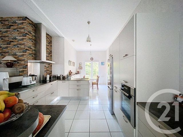 Maison à vendre - 4 pièces - 159,26 m2 - Montpensier - 63 - AUVERGNE