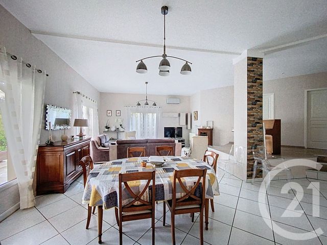 Maison à vendre - 4 pièces - 159,26 m2 - Montpensier - 63 - AUVERGNE