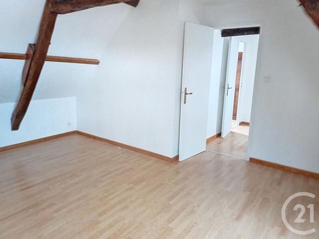 Afficher la photo en grand Maison à louer - 4 pièces - 87,50 m2 - Vendat - 03 - AUVERGNE