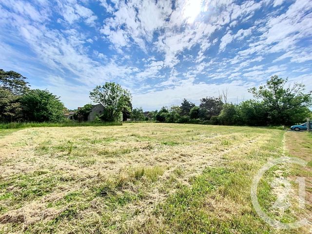 Terrain à vendre - 1439 m2 - St Germain De Salles - 03 - AUVERGNE