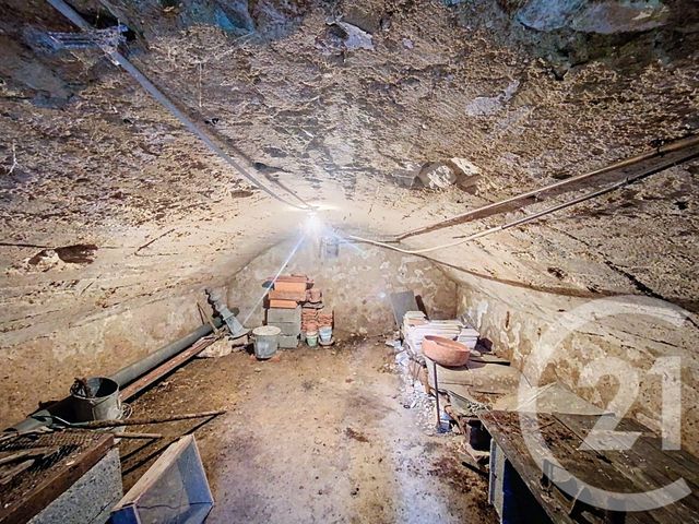 Maison &agrave; vendre - 7 pi&egrave;ces - 196,59 m2 - Ebreuil - 03 - AUVERGNE