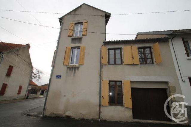Maison à louer - 4 pièces - 85,66 m2 - Gannat - 03 - AUVERGNE