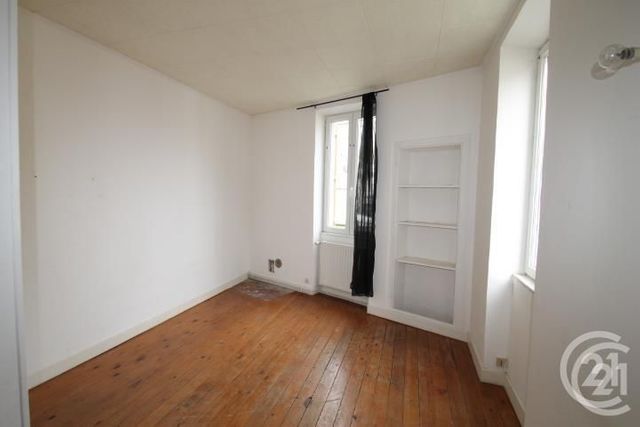 Maison à louer - 4 pièces - 85,66 m2 - Gannat - 03 - AUVERGNE