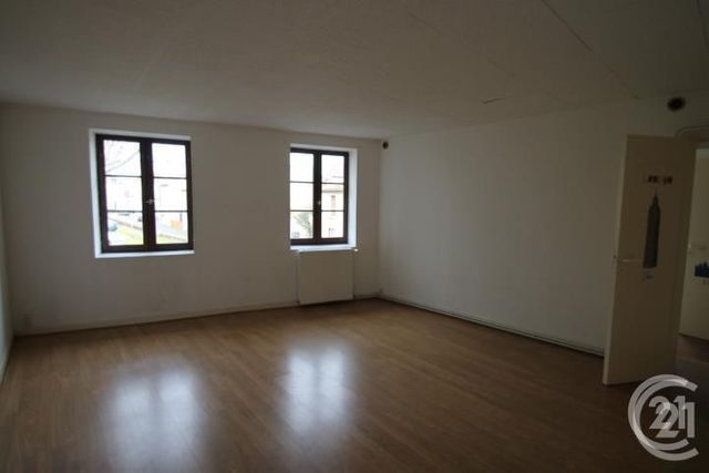 Maison à louer - 4 pièces - 85,66 m2 - Gannat - 03 - AUVERGNE