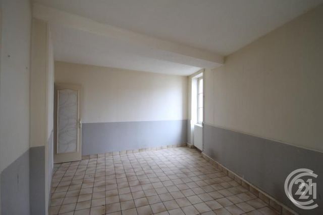 Maison à louer - 4 pièces - 85,66 m2 - Gannat - 03 - AUVERGNE