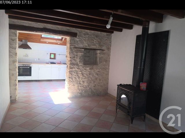 Maison &agrave; louer - 4 pi&egrave;ces - 107 m2 - Chezelle - 03 - AUVERGNE