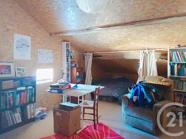 Maison &agrave; louer - 8 pi&egrave;ces - 198 m2 - St Bonnet De Rochefort - 03 - AUVERGNE