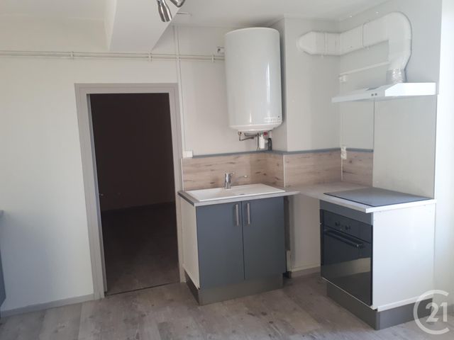 Appartement F2 &agrave; louer - 3 pi&egrave;ces - 44,20 m2 - Gannat - 03 - AUVERGNE