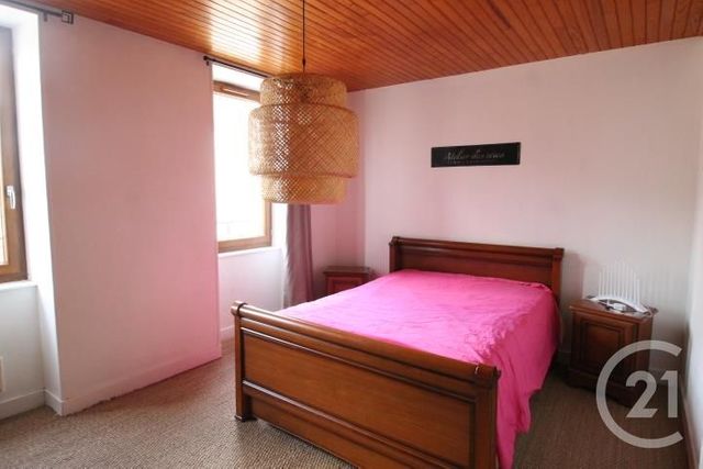 Maison &agrave; louer - 3 pi&egrave;ces - 116,37 m2 - Bellenaves - 03 - AUVERGNE