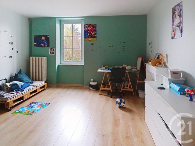 Maison &agrave; louer - 6 pi&egrave;ces - 182,50 m2 - Marcillat - 63 - AUVERGNE