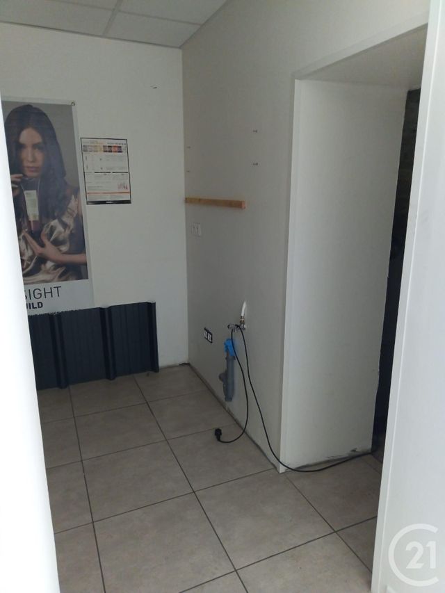 Appartement Local &agrave; louer - 2 pi&egrave;ces - 37 m2 - Gannat - 03 - AUVERGNE