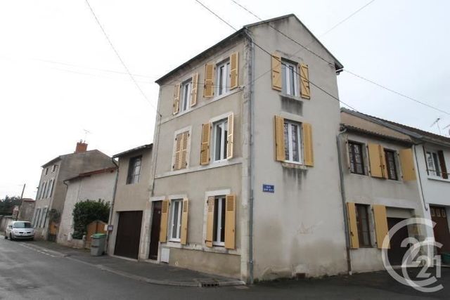 Maison &agrave; louer - 4 pi&egrave;ces - 85,66 m2 - Gannat - 03 - AUVERGNE