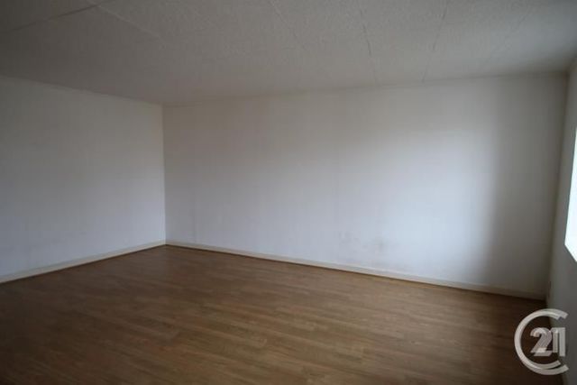 Maison &agrave; louer - 4 pi&egrave;ces - 85,66 m2 - Gannat - 03 - AUVERGNE