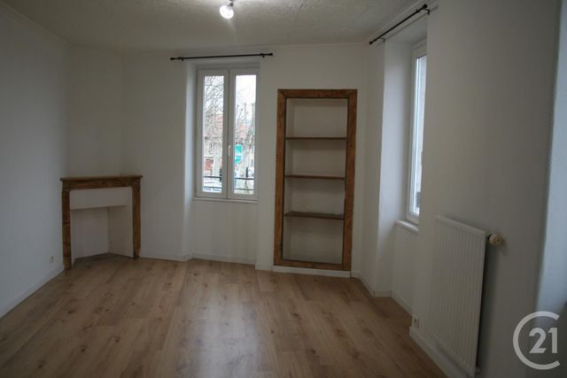 Maison &agrave; louer - 4 pi&egrave;ces - 85,66 m2 - Gannat - 03 - AUVERGNE