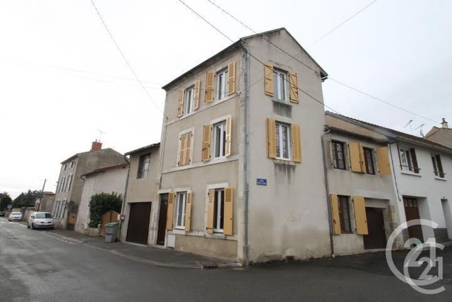 Maison &agrave; louer - 4 pi&egrave;ces - 85,66 m2 - Gannat - 03 - AUVERGNE