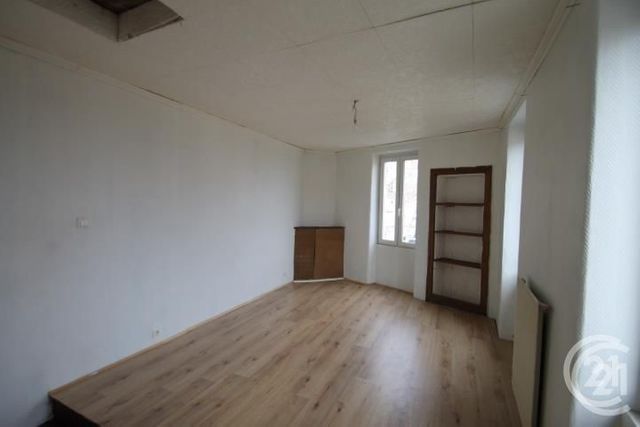 Maison &agrave; louer - 4 pi&egrave;ces - 85,66 m2 - Gannat - 03 - AUVERGNE