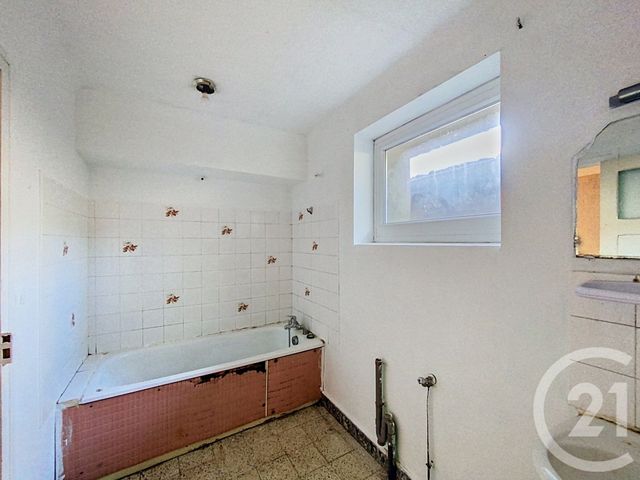 Maison &agrave; vendre - 11 pi&egrave;ces - 215,78 m2 - Escurolles - 03 - AUVERGNE