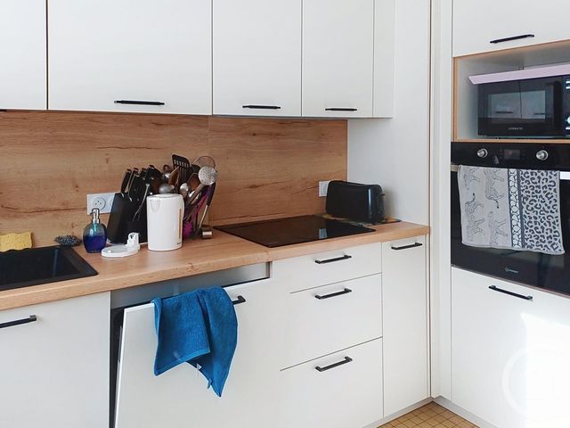 Maison &agrave; louer - 5 pi&egrave;ces - 139,68 m2 - Gannat - 03 - AUVERGNE