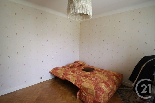 Maison &agrave; louer - 5 pi&egrave;ces - 139,68 m2 - Gannat - 03 - AUVERGNE