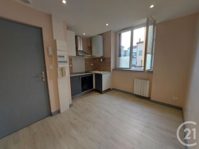 Appartement F1 &agrave; louer - 2 pi&egrave;ces - 29,60 m2 - Gannat - 03 - AUVERGNE